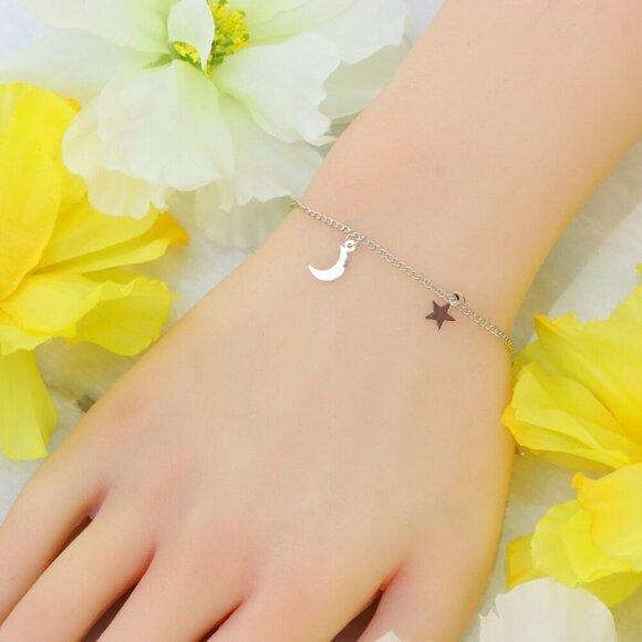 "Minimalist Bracelet, Sleek & Modern Design, Women’s Fashion, YC110239-B - Picture 4 of 10